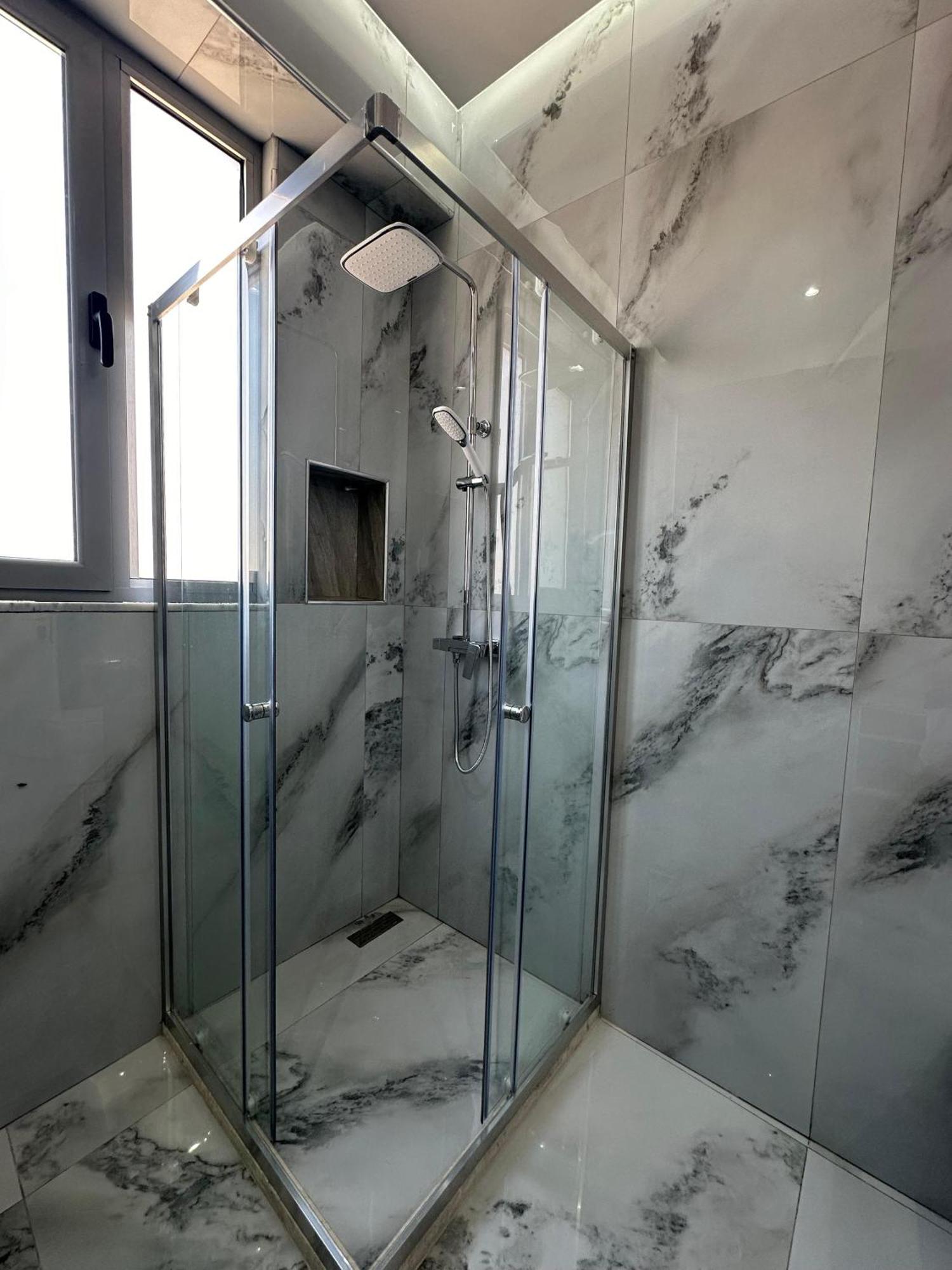 Gael Luxury Apartment Berat Zewnętrze zdjęcie